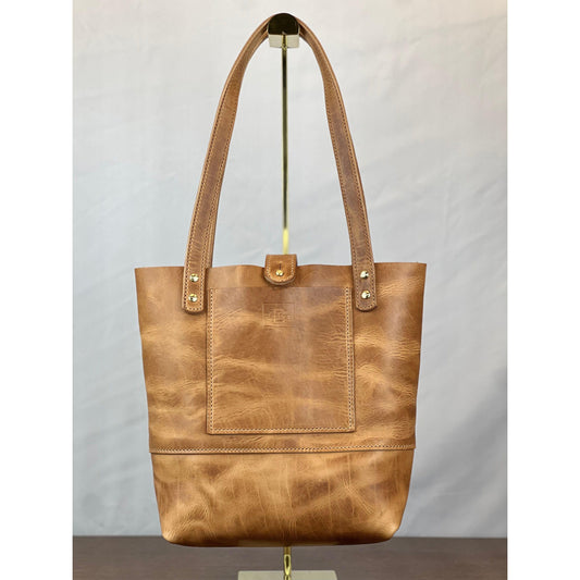 Leather Tote Bag in Dublin Natural with pull-up markings on bag
